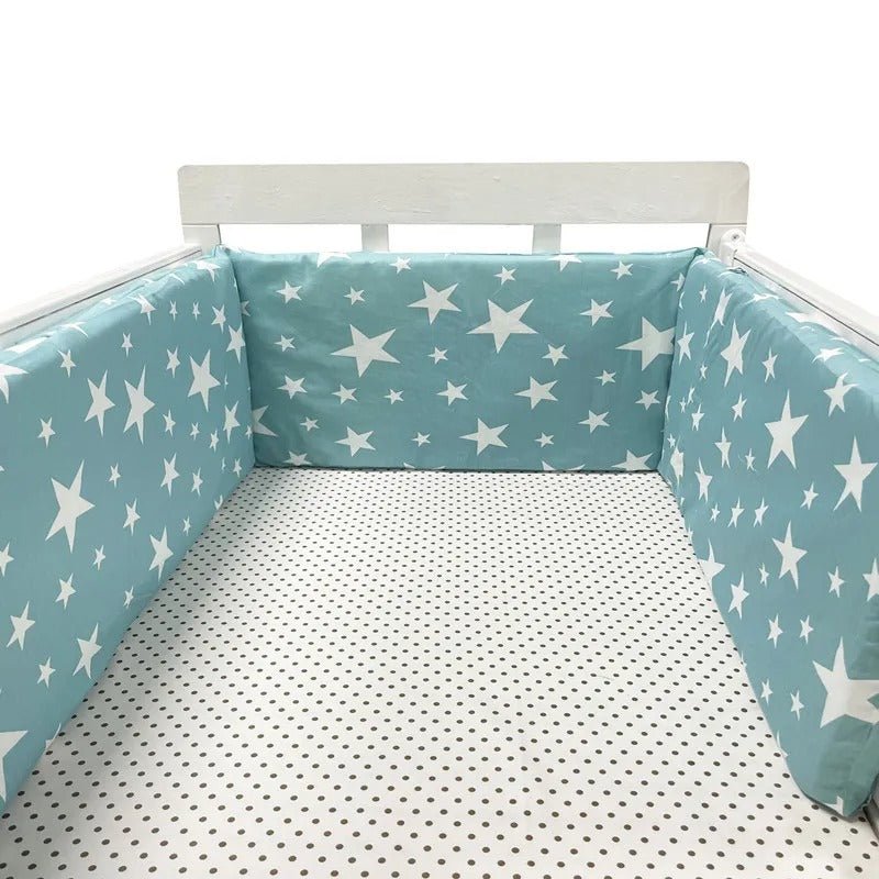 tour de lit bébé cocooning étoilé - Mamanplusbebe